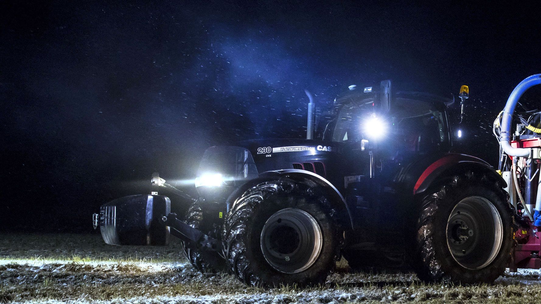 Led-tractor-light.jpg