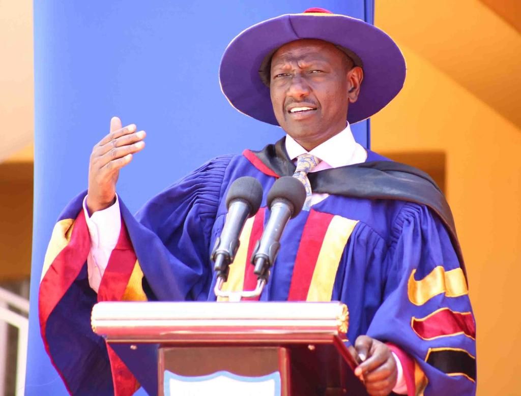 Ruto Graduates-twitter.jpeg