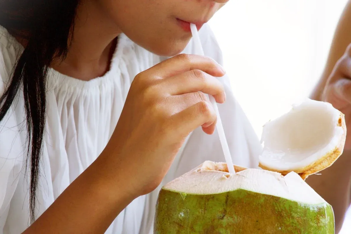 coconut w.webp