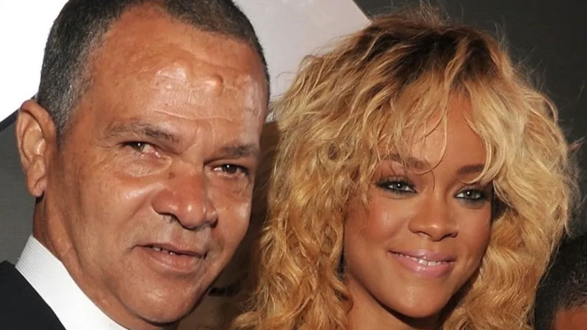 rihanna 3.jpg